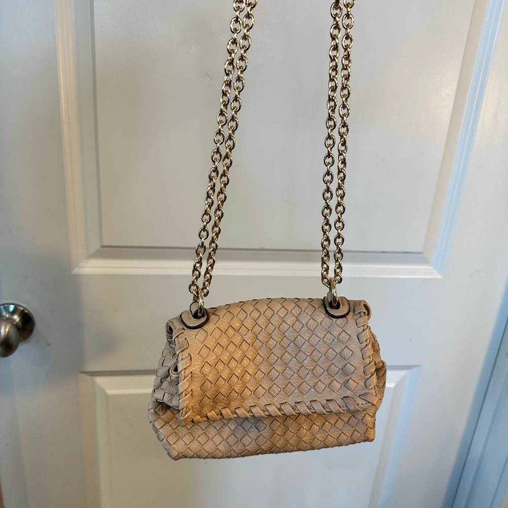 Sondra Roberts Squared Vegan Leather Tan Woven Chain Handle Versatile Bag